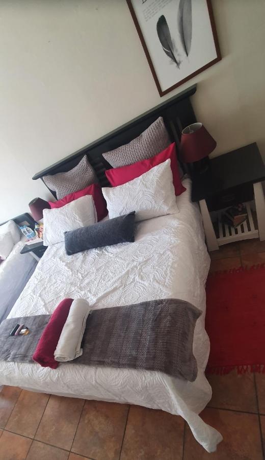 Reizigers Rusten Kempton Park Bagian luar foto