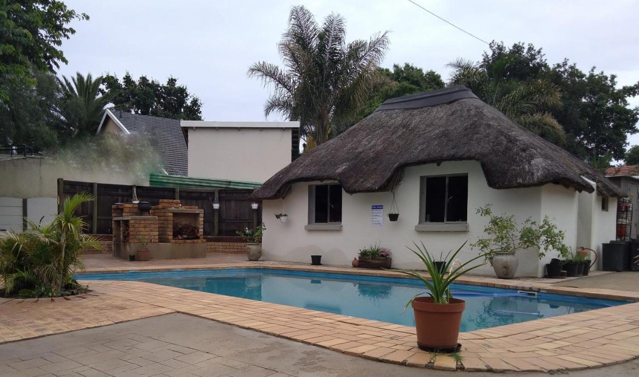 Reizigers Rusten Kempton Park Bagian luar foto